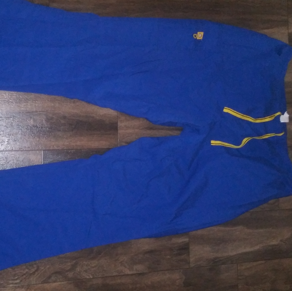 Wonderwink scrubs
